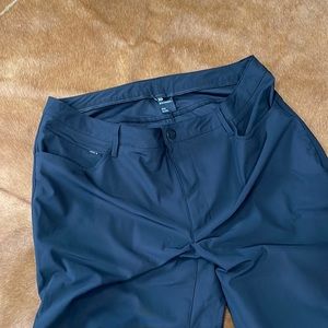 New without tags. I think these would be amazing for travel or golfing not worn